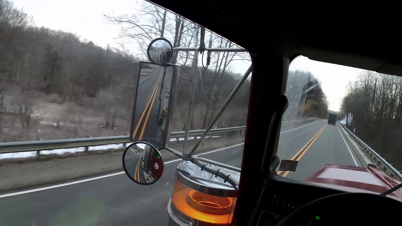Kenworth w900 pov. The sun is out time to roll.