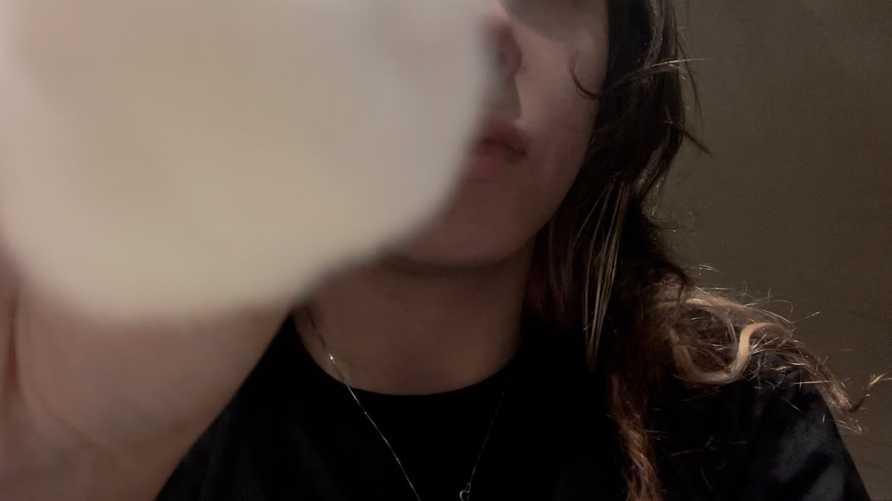 Asmr Caseiro 🌸 - Tirando a maquiagem