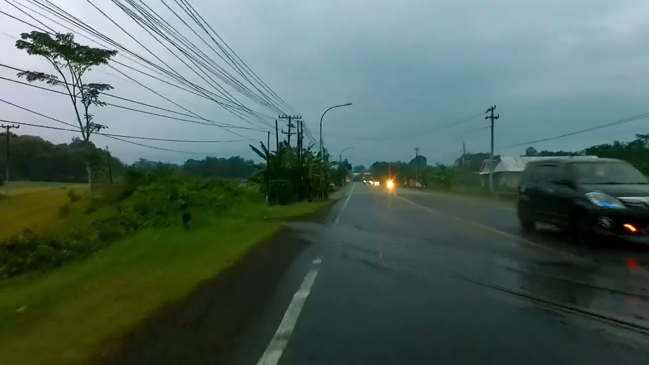 🌧️ PULANG KERJA AFTER RAIN 😍 Jalan Bayan Mulai Diperbaiki! | Senin Sore 16 Feb 2026 🏍️✨