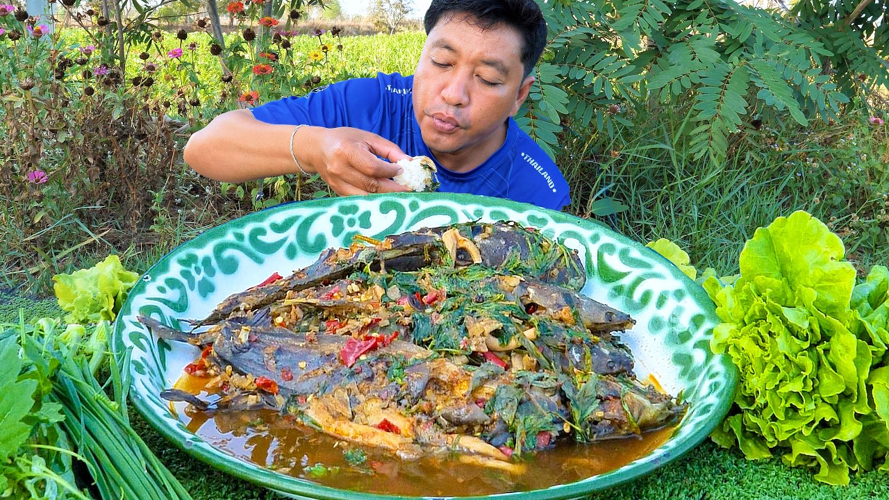 หมกหม้อปลาดุก หอมฮ่วยๆปลาโตใหญ่ๆ มาเด้อพี่น้อง