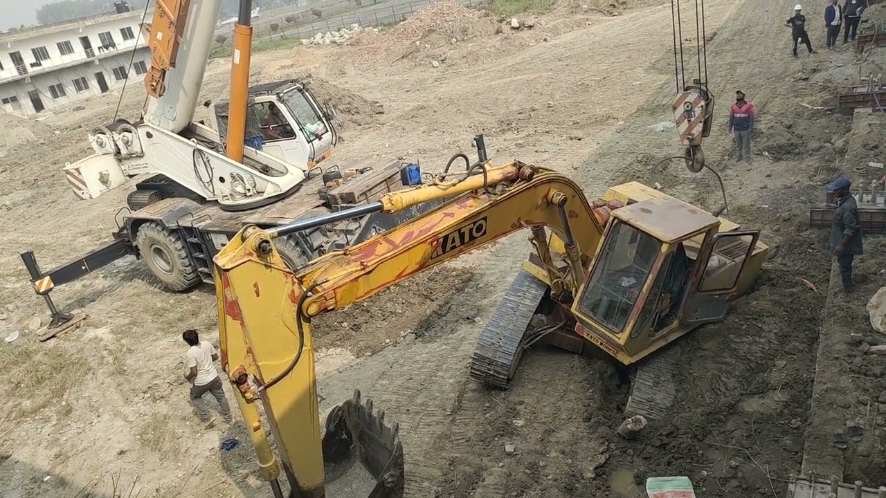 Complete Guide to Excavator Lifting Operations