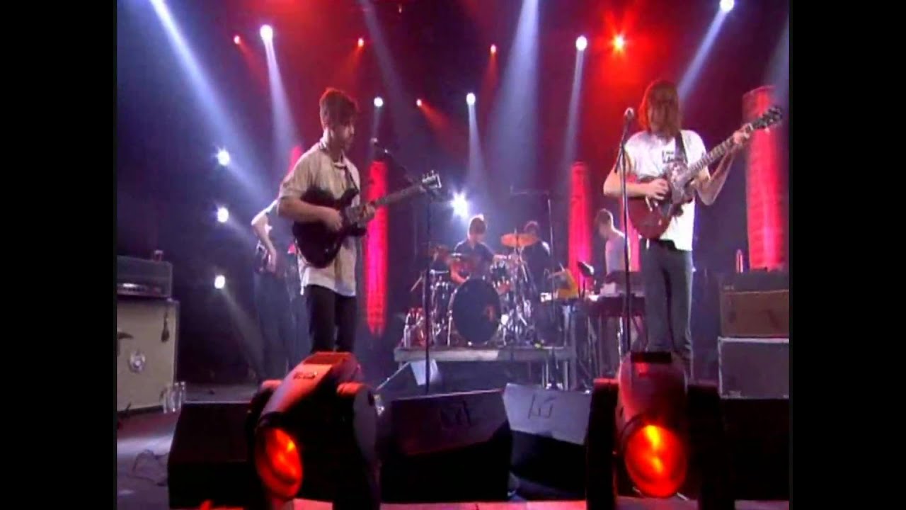 Foals // Spanish Sahara ¦ live performance @ Live De Semaine 2010)