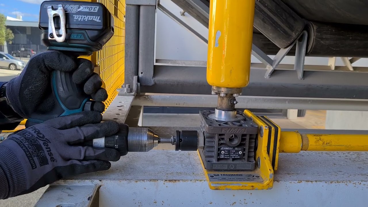 Techmine Safe Use of Mechanical Belt lifter   2
