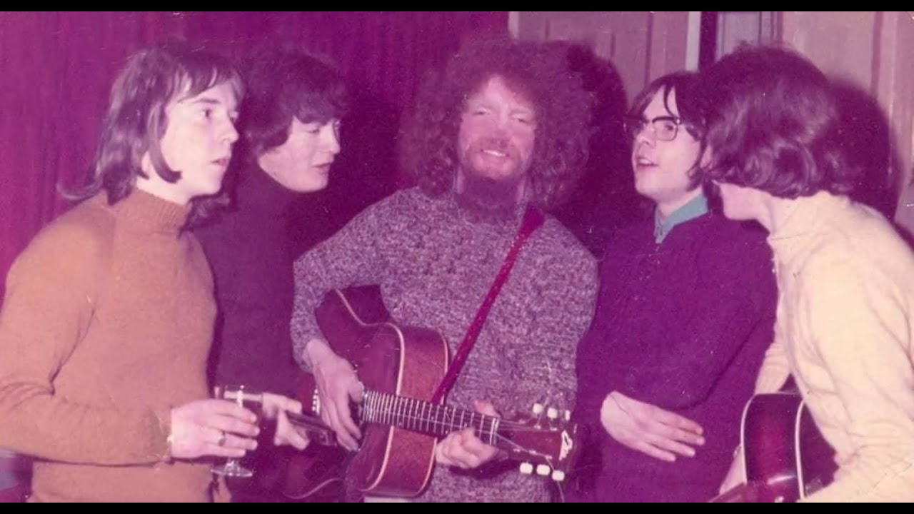 The Dubliners - The Sun is Burning