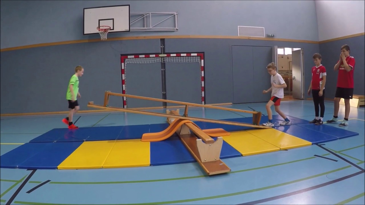 Wippe- Sportunterricht