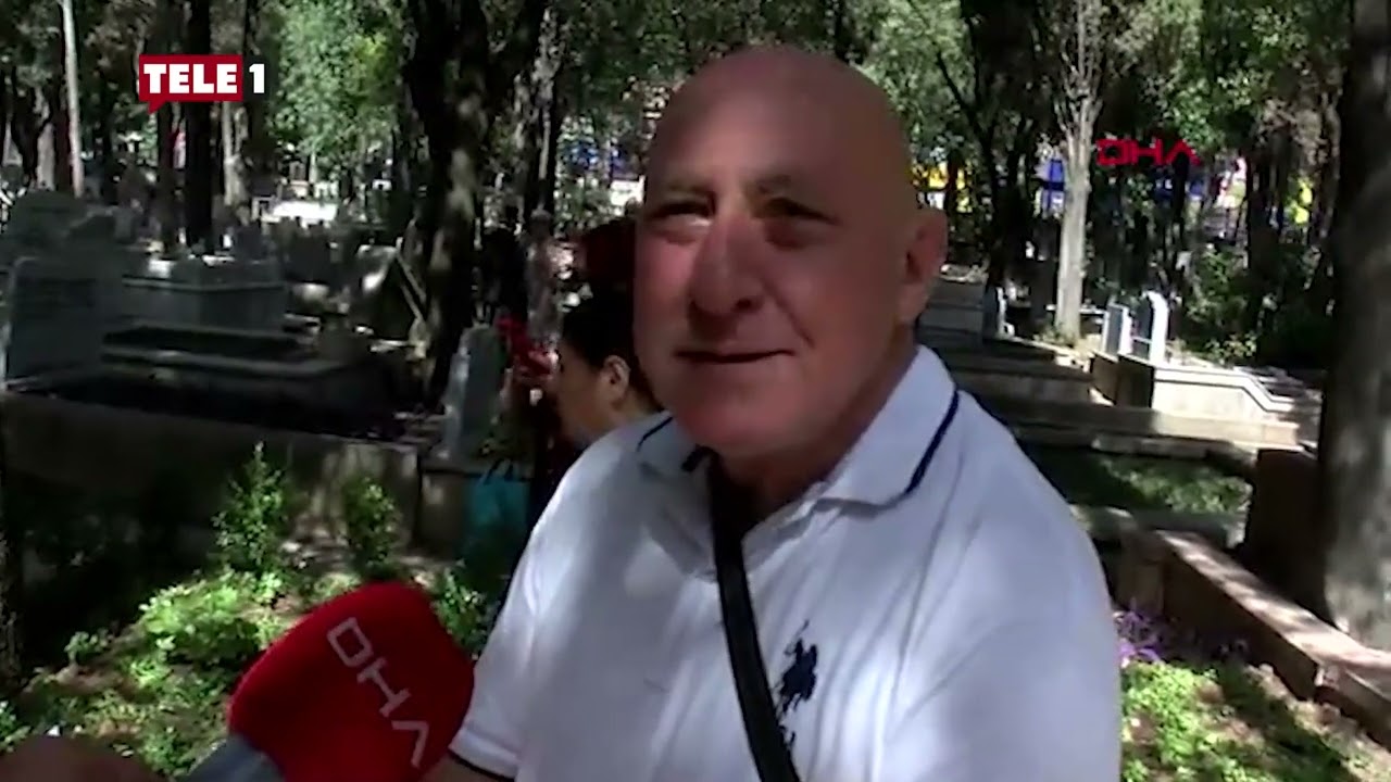 Tarık Akan vefatının 6’ncı yılında mezarı başında anıldı