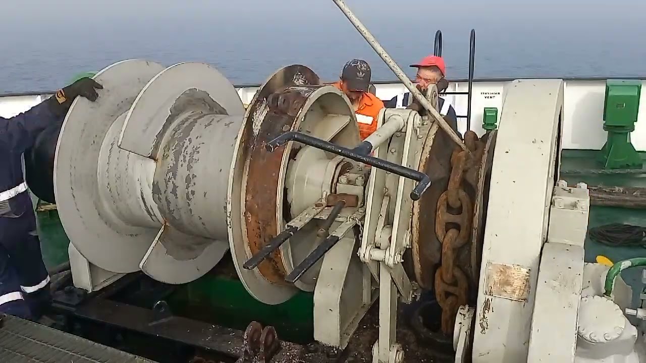 PART2 MOORING WINCH FORWARD BRAKE PAD REPAI