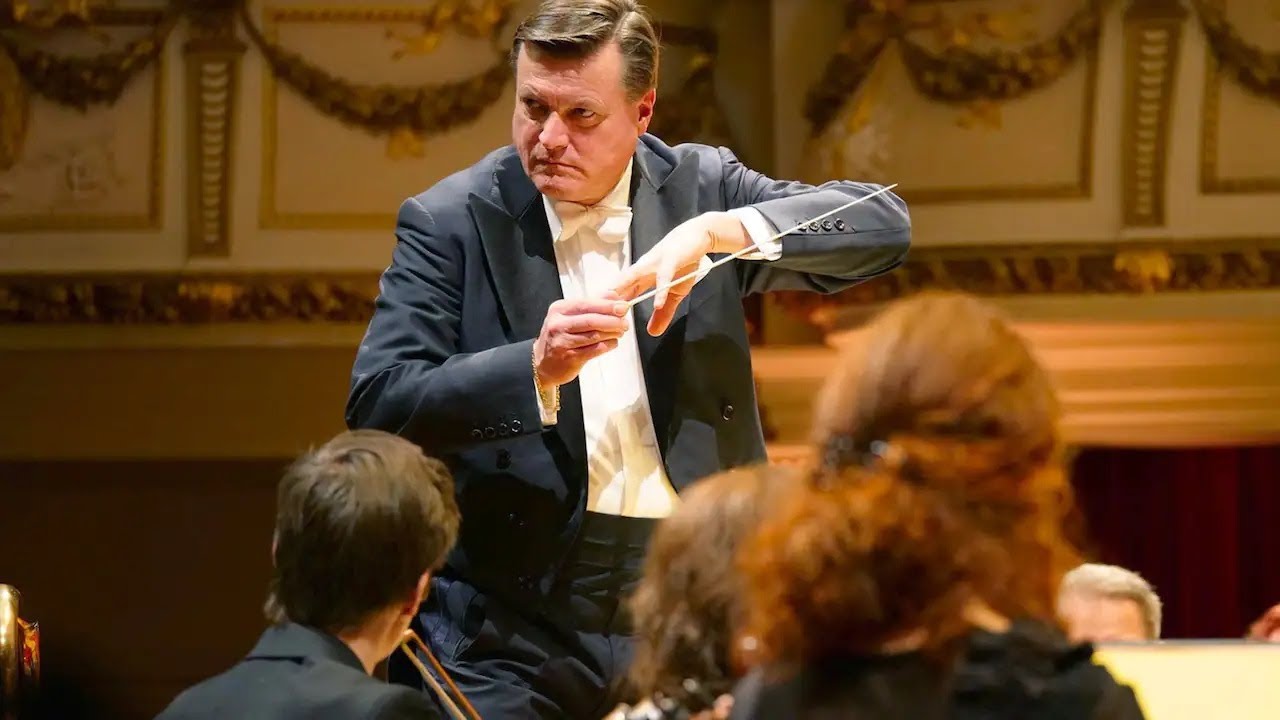 Thielemann dirigiert und kommentiert R. Straussʼ „Ein Heldenleben“