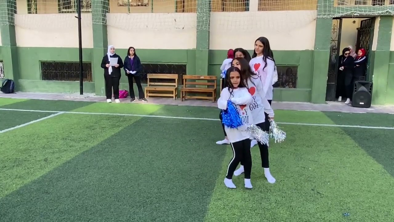 فقرة من الاحتفال بعيد الأم 🌹🌹           لعام 2022/2023 وعرض على أغنية ماما غناء أحمد السيسي 🌹🌹
