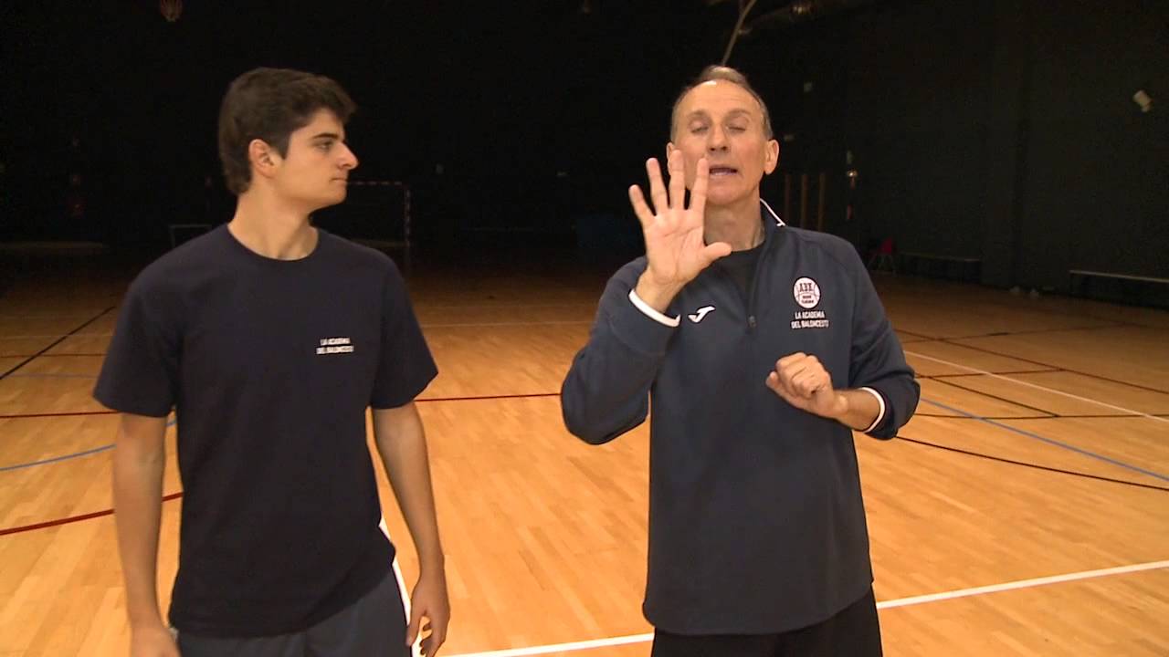 Paso 8: Pase de pecho