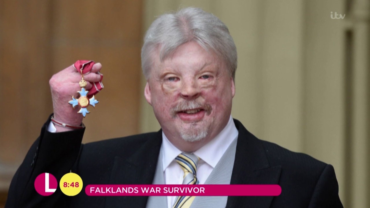 Simon Weston Talks About His Stage Show | Lorraine