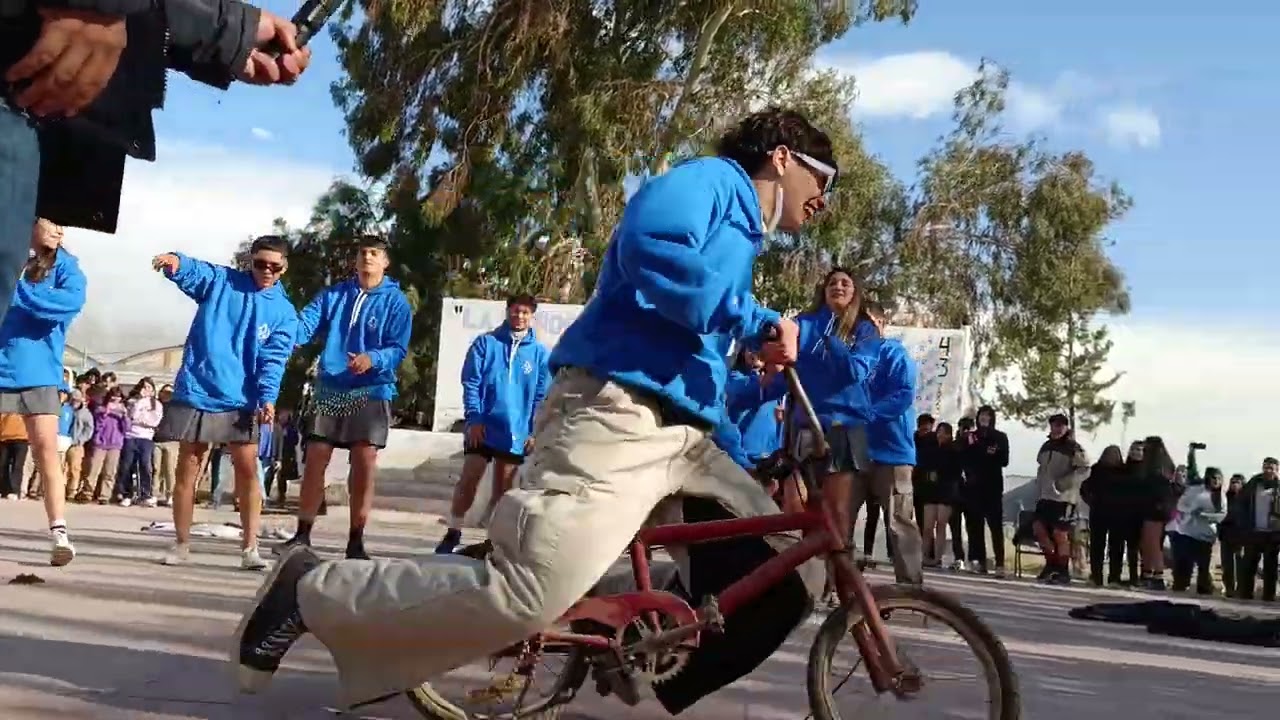 Presentación de Buzos Enet promo 2024
