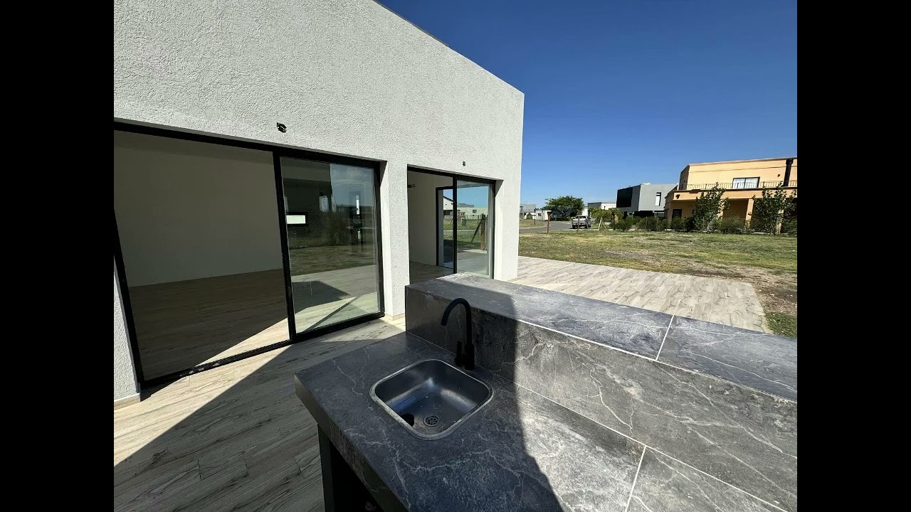 Casa San Sebastián Area 11 Lote 76