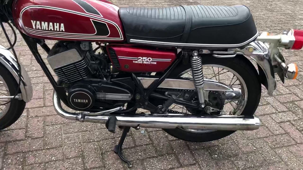 YAMAHA RD250-350 1975