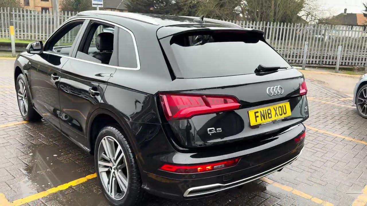 Audi - Q5 - Black - FN18XOU - 2018