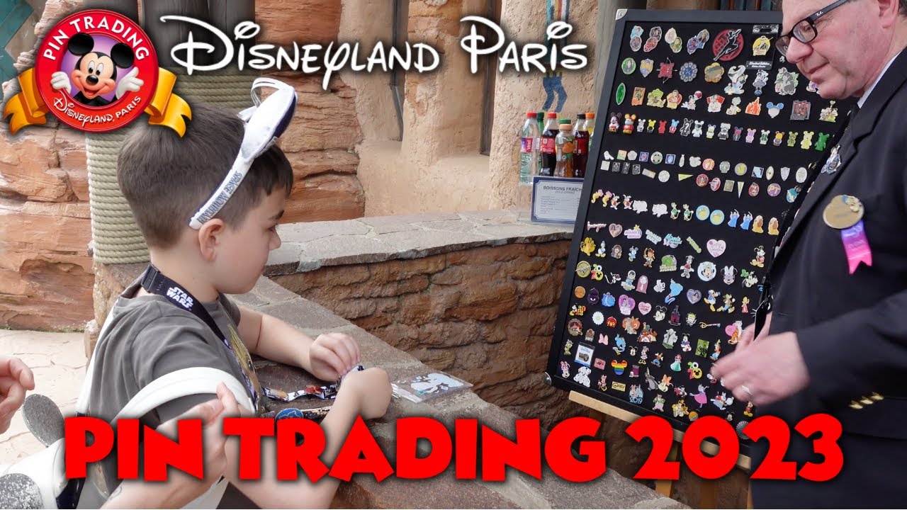 Pin Trading in Disneyland Paris