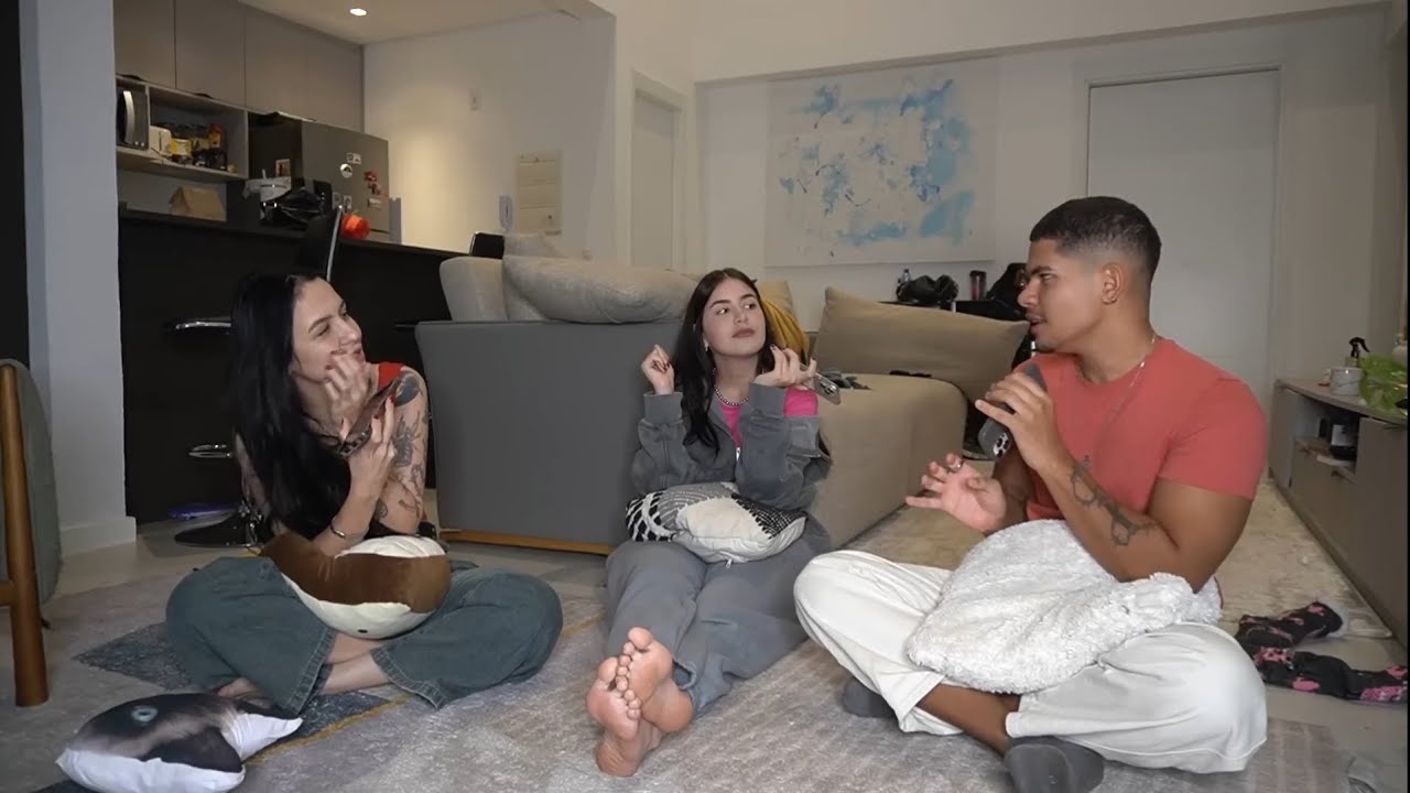 Sofia Santino - feet