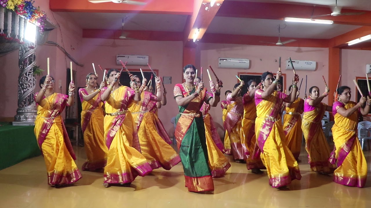 Jagadapu Chanuvula Jajara Song Kolatam by Nirmala Kolatam Group.