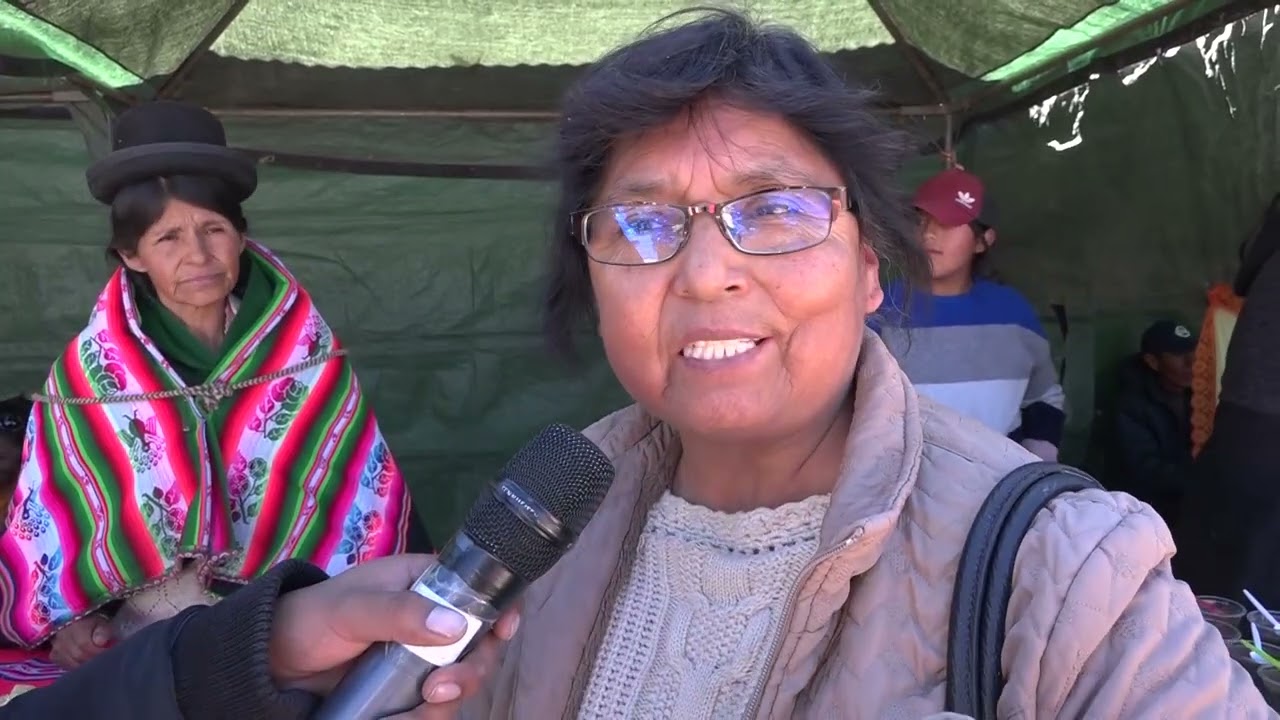UPEA PRESENTE EN LA FERIA DE CAMELIDOS DE SAN ANDRES DE MACHACA