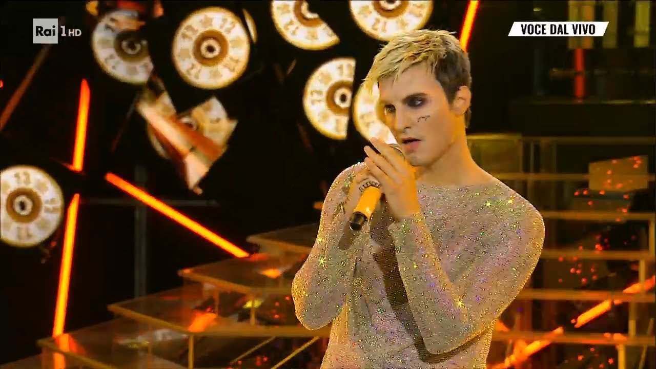 Andrea Dianetti - Achille Lauro canta 