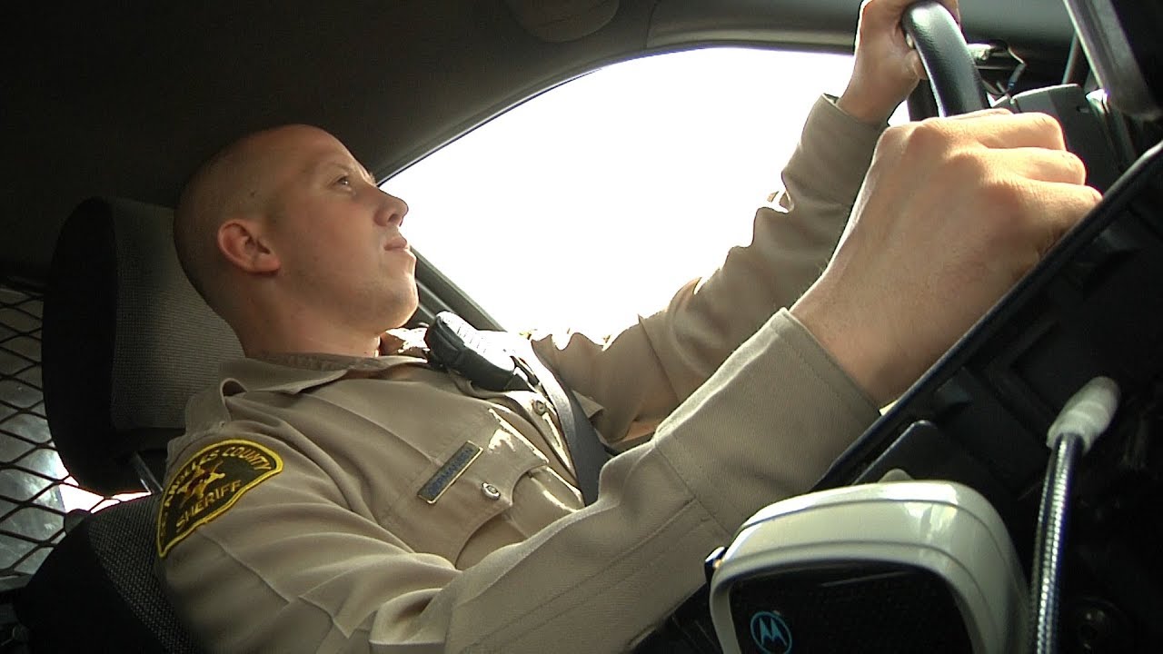 Santa Clarita sheriff's deputy honored after returning from critical injury