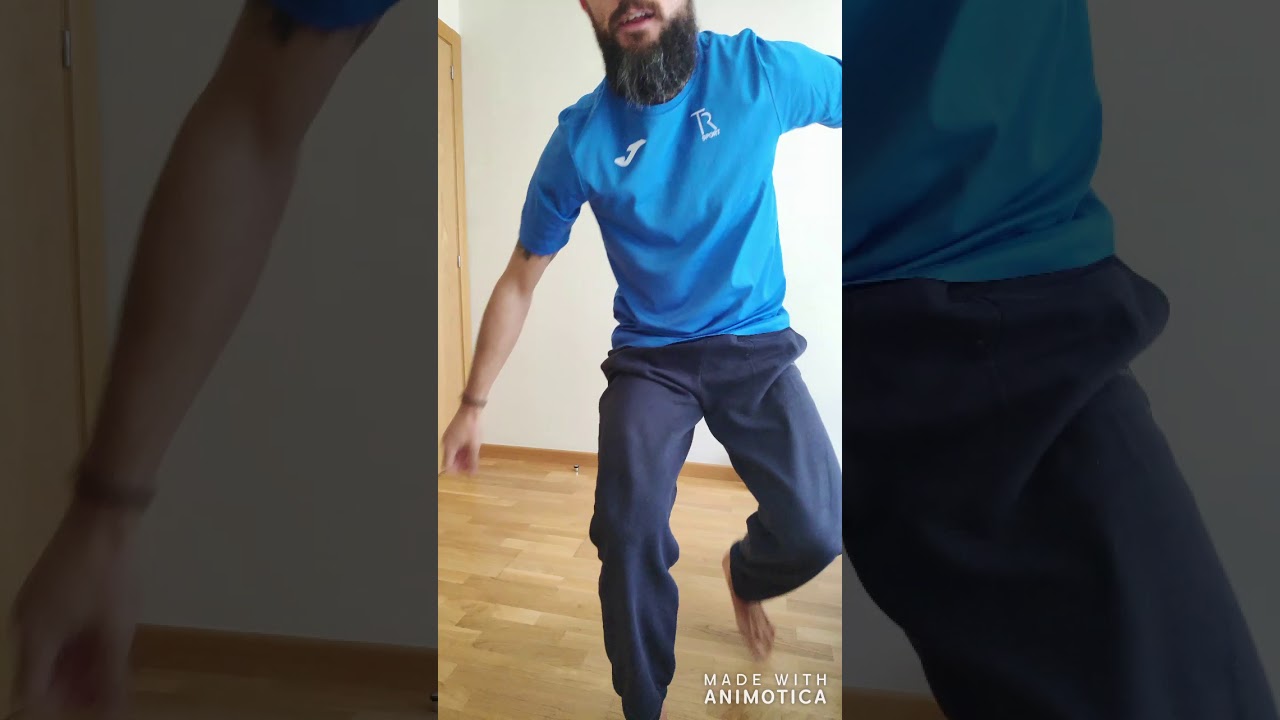 Reto 2. Sentarse y ponerse de pie sin utilizar manos.