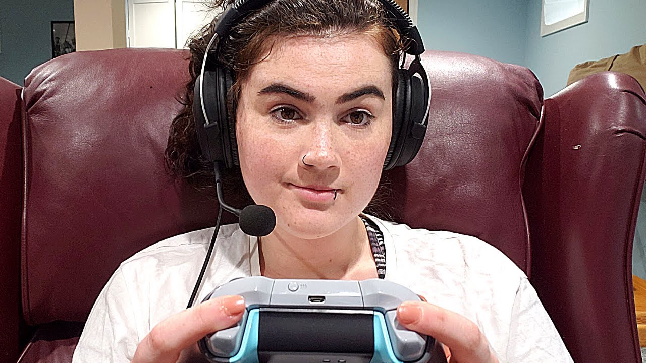 Gamer Girlfriend/Gamer Girl ASMR | Funny, Satire, Sarcastic ASMR!