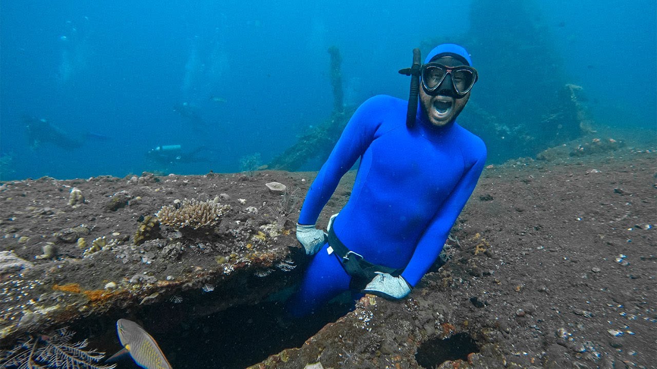 SQUEEZING through this Wreck's TINY Swim Throughs