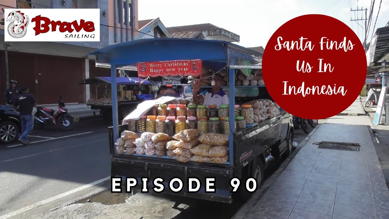 Ep 90 Xmas in Halmahera and snakes on boats