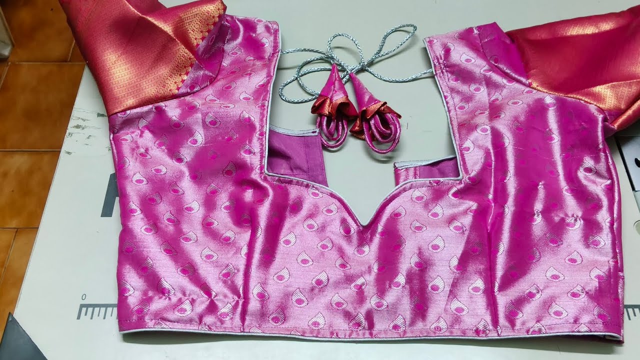 స్టార్ నెక్ బ్లౌజ్ కటింగ్#blousefashion #telugu #trending 