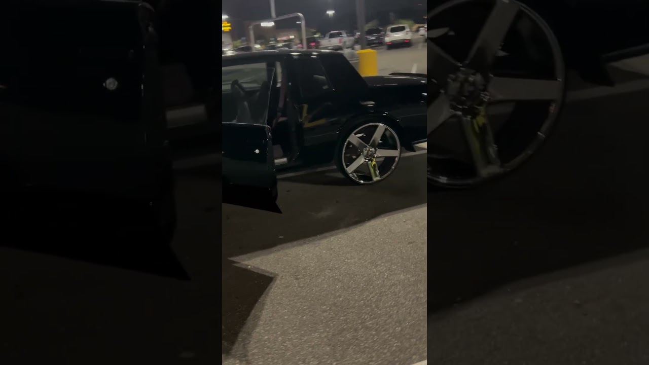 1988 Monte Carlo SS on 24 inch dub Rims fresh paint, new wheels, and tires ￼