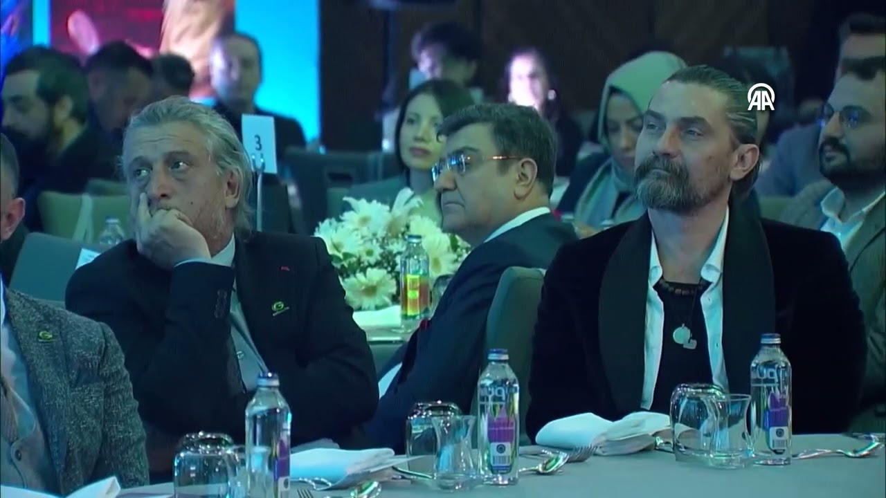 İSTANBUL - Cumhurbaşkanlığı İletişim Başkanı Altun: 