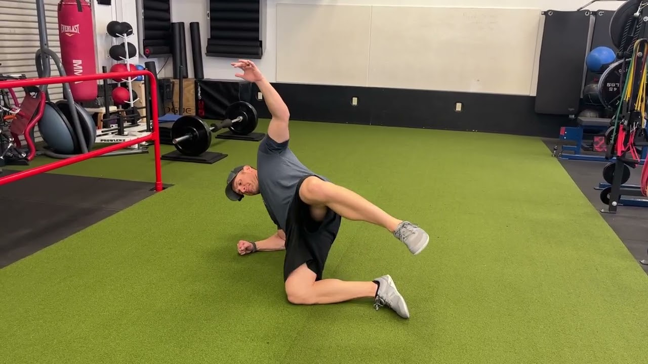 DNS Star Side Plank
