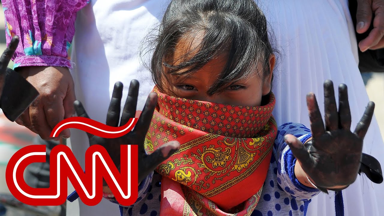 Miles de mujeres marchan en M&eacute;xico contra el feminicidio