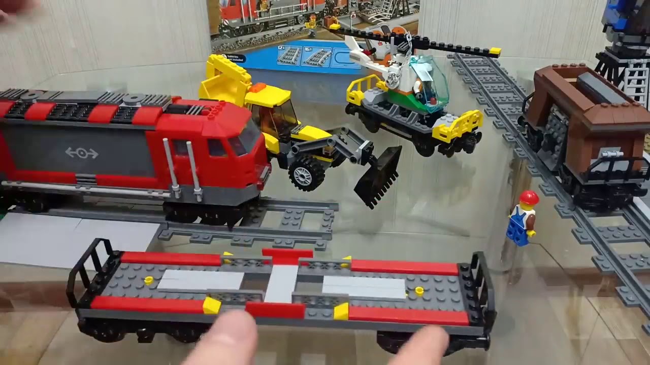 LEPIN 02009 красный  ГРУЗОВОЙ ПОЕЗД Аналог LEGO