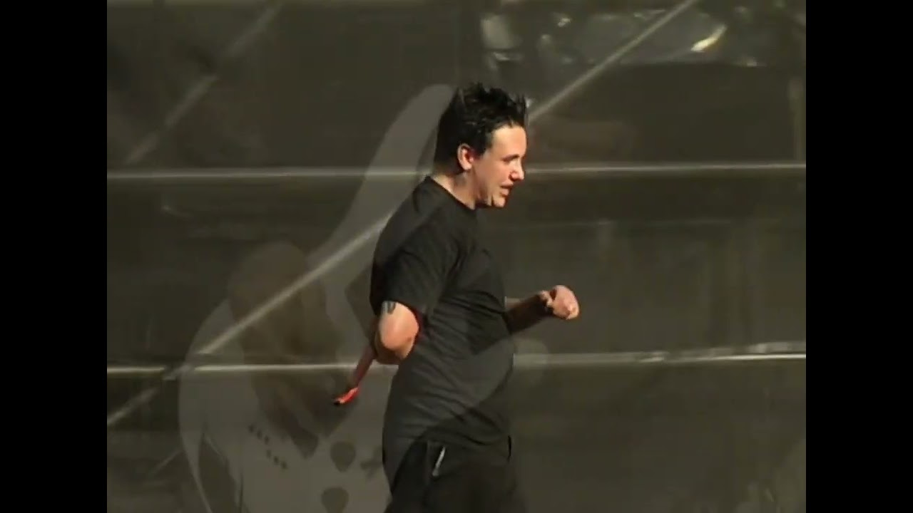 Papa Roach - (Jone's Beach Ampitheatre) Wantagh,Ny 6.22.01 WXRK Dysfunctional Family Picnic