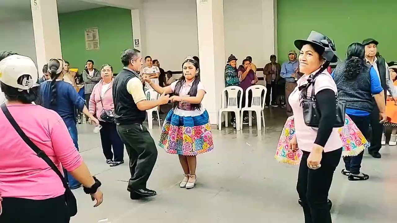 Isabet del Perú🎤🎶💃