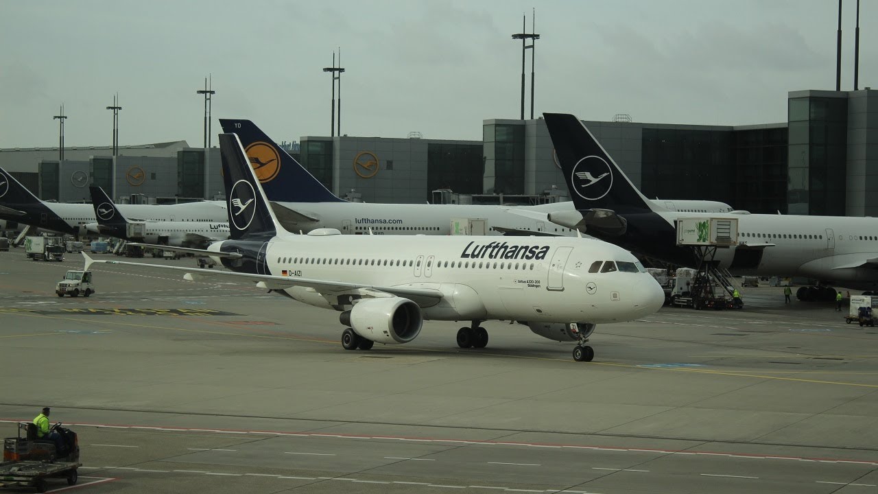 Flughafen Frankfurt FRA Terminal 1/A - Lufthansa plane spotting Frankfurt airport EDDF