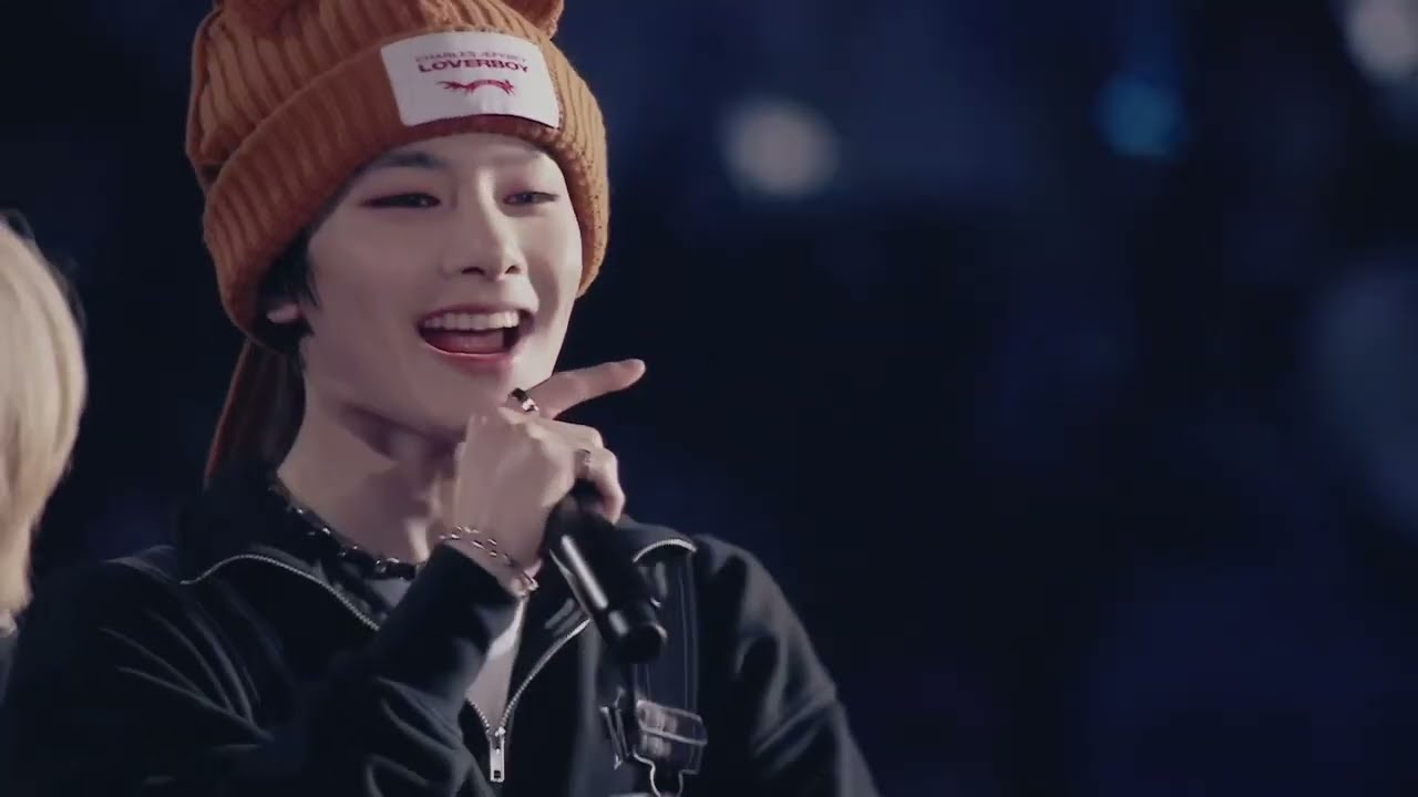 Stray Kids 'Mixtape: Time Out' live at Kyocera Dome [2nd World Tour 