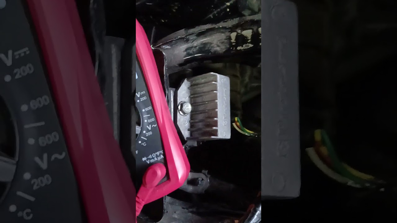 problemas de carga de bateria en New titan posibles fallas