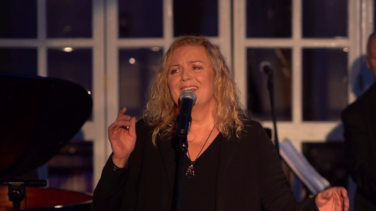 Hanna Banaszak I Czwartek Jazzowy z Gwiazdą  I Nie oglądam się za siebie