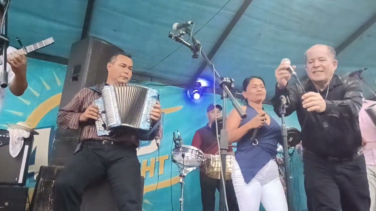 PUEBLO NUEVO-EL MOGOLLÓN / MANUEL GONZÁLEZ / FIESTA DE JUAN MOJICA Y DEYBIS MADRID