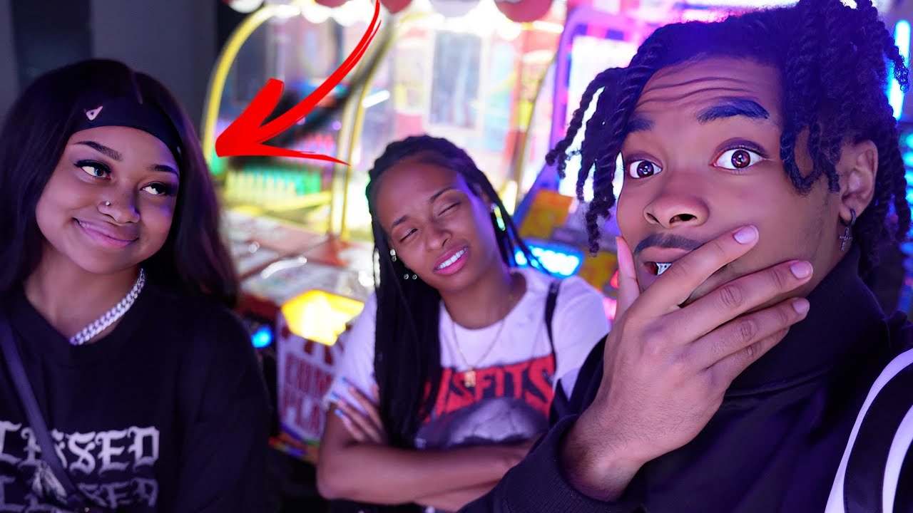 I Let ASH CASH feed me INFRONT of HER😳 **she asked me for a KISS🥵**
