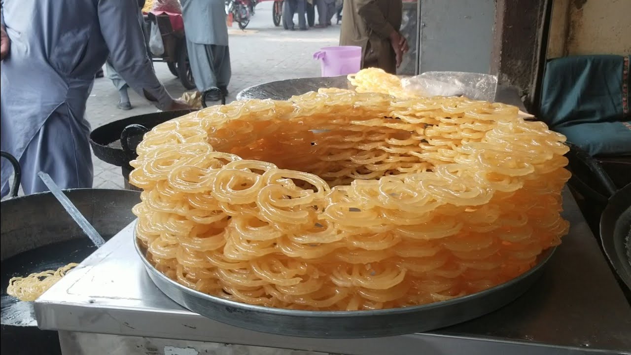 Peshawar Famous Jalebi | 50 Years Old Jalebi | Saddar Bazar Fowara Chowk Peshawar