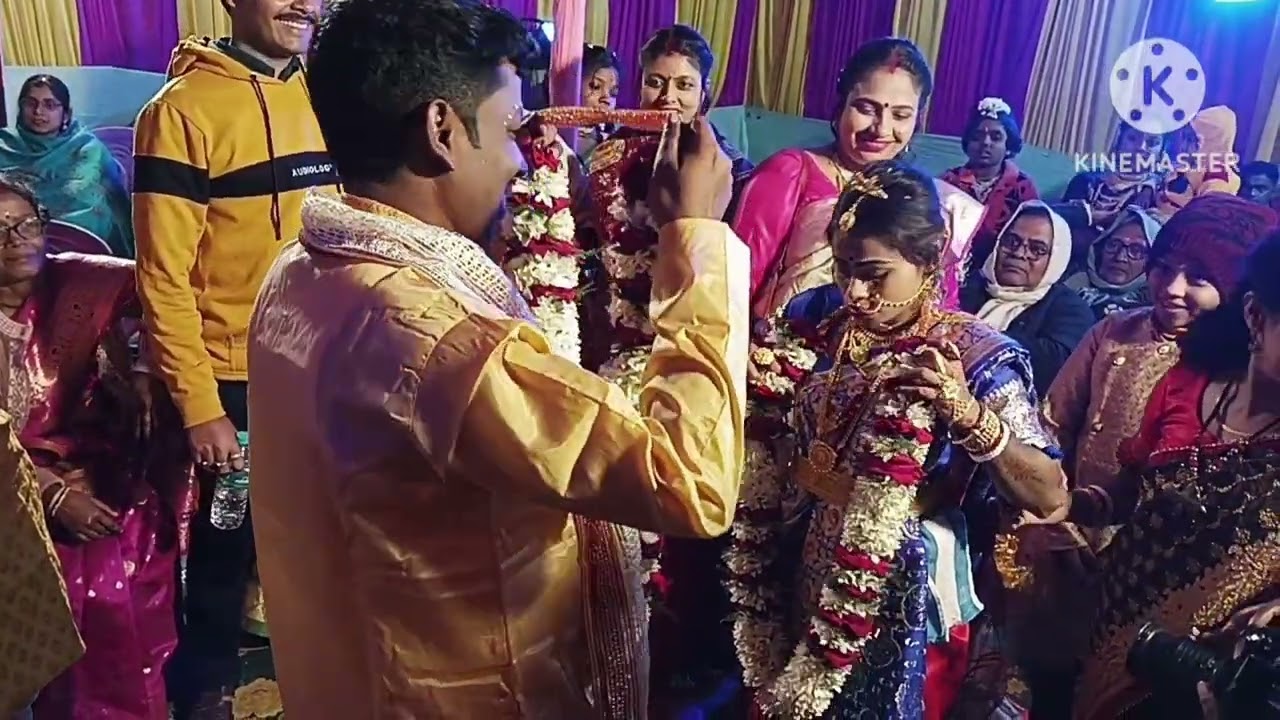 বোনের বিয়ের কিছু মুহূর্তের ছবি মোবাইল ক্যামেরায় বন্দী...RUMPI ❤️ SUJIT... WEEDING 06/02/2026