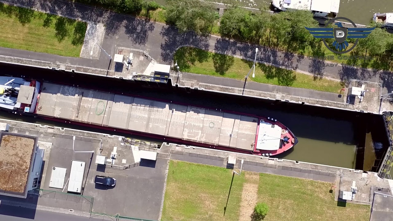 De sluis van Ooigem, vanuit de lucht bekeken.