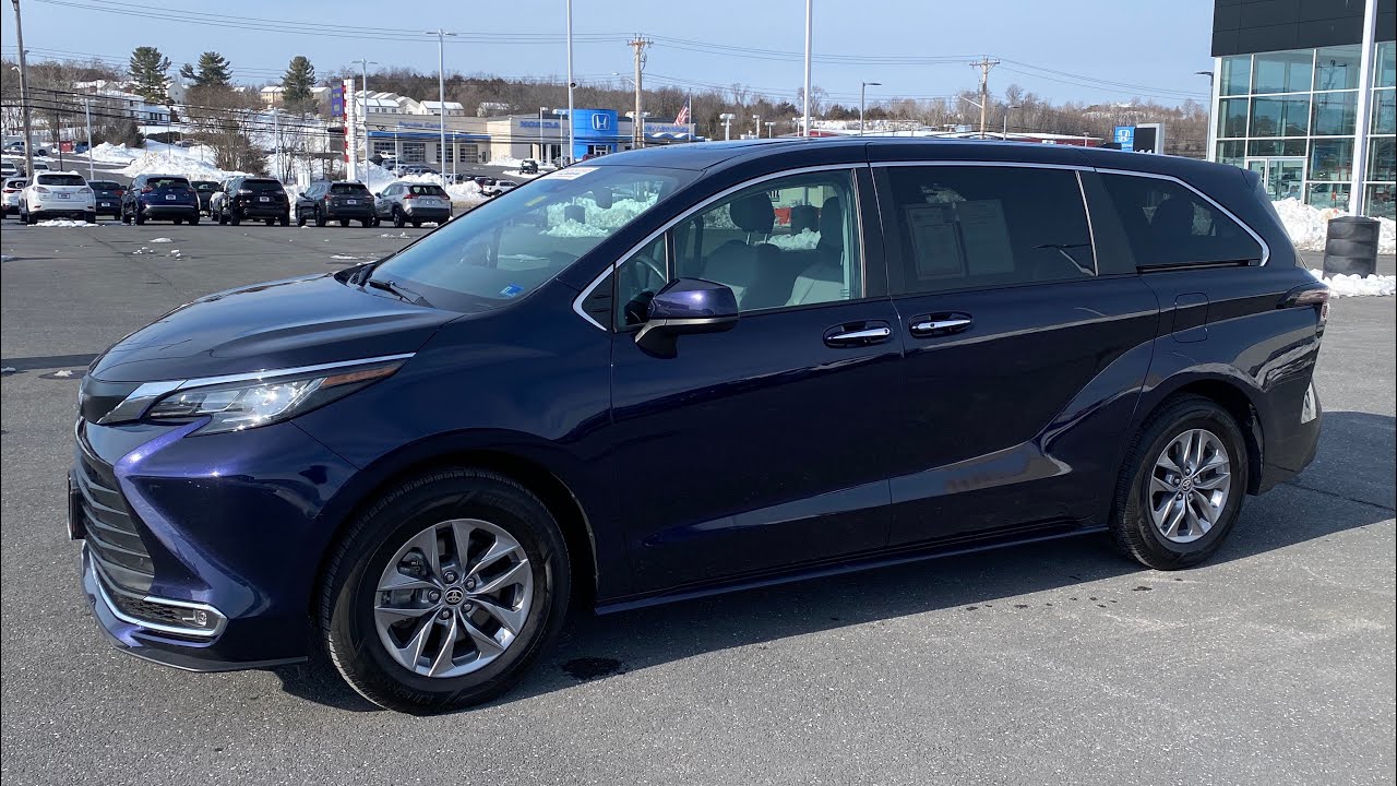 2023 Toyota Sienna XLE VIDEO REVIEW | Steven Toyota | 540-434-1400