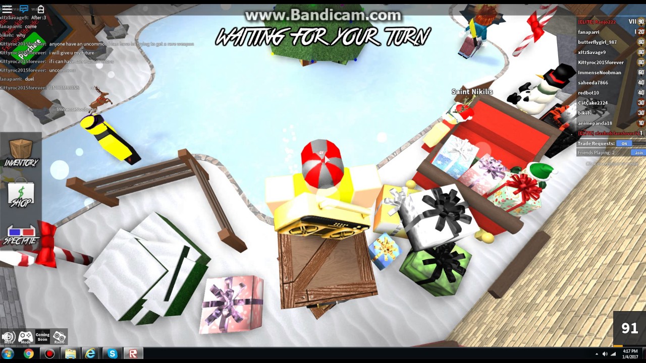 Roblox MM2: Wearing Classic Weapons