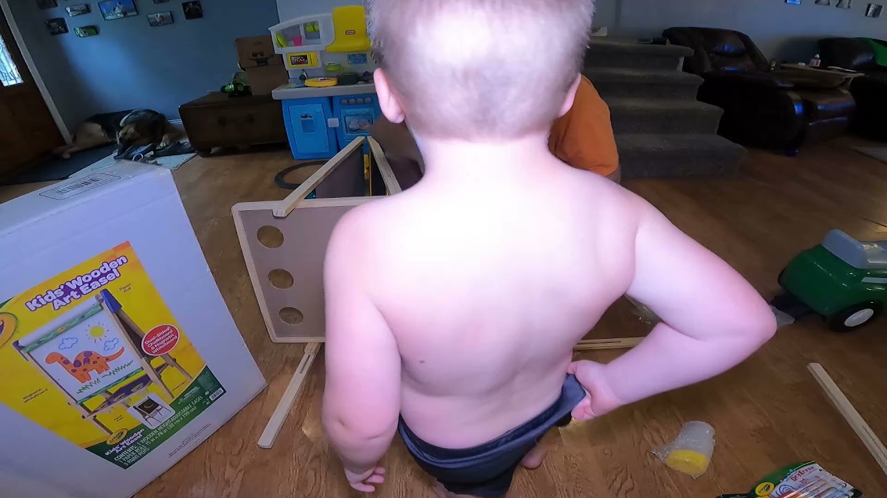 Crayola Kids Art Easel Assembly and Testing