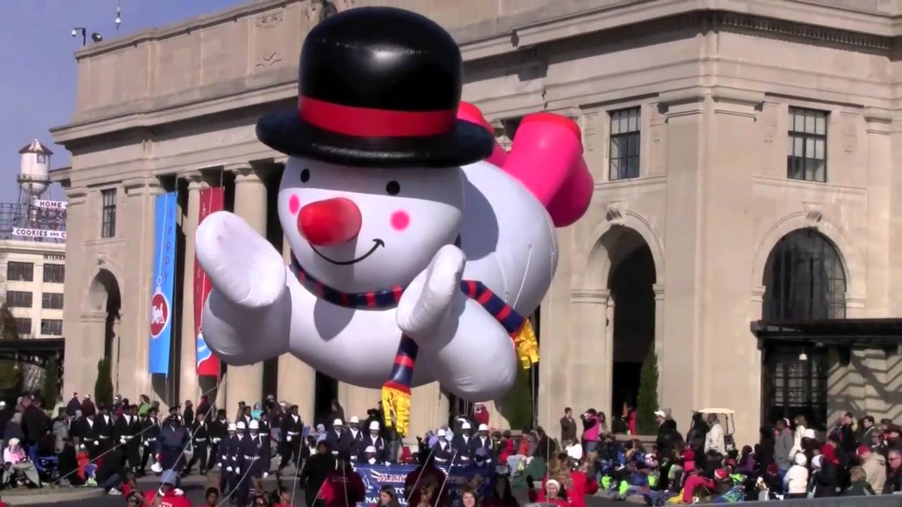 The teens go to the 2010 Dominion Richmond Christmas Parade